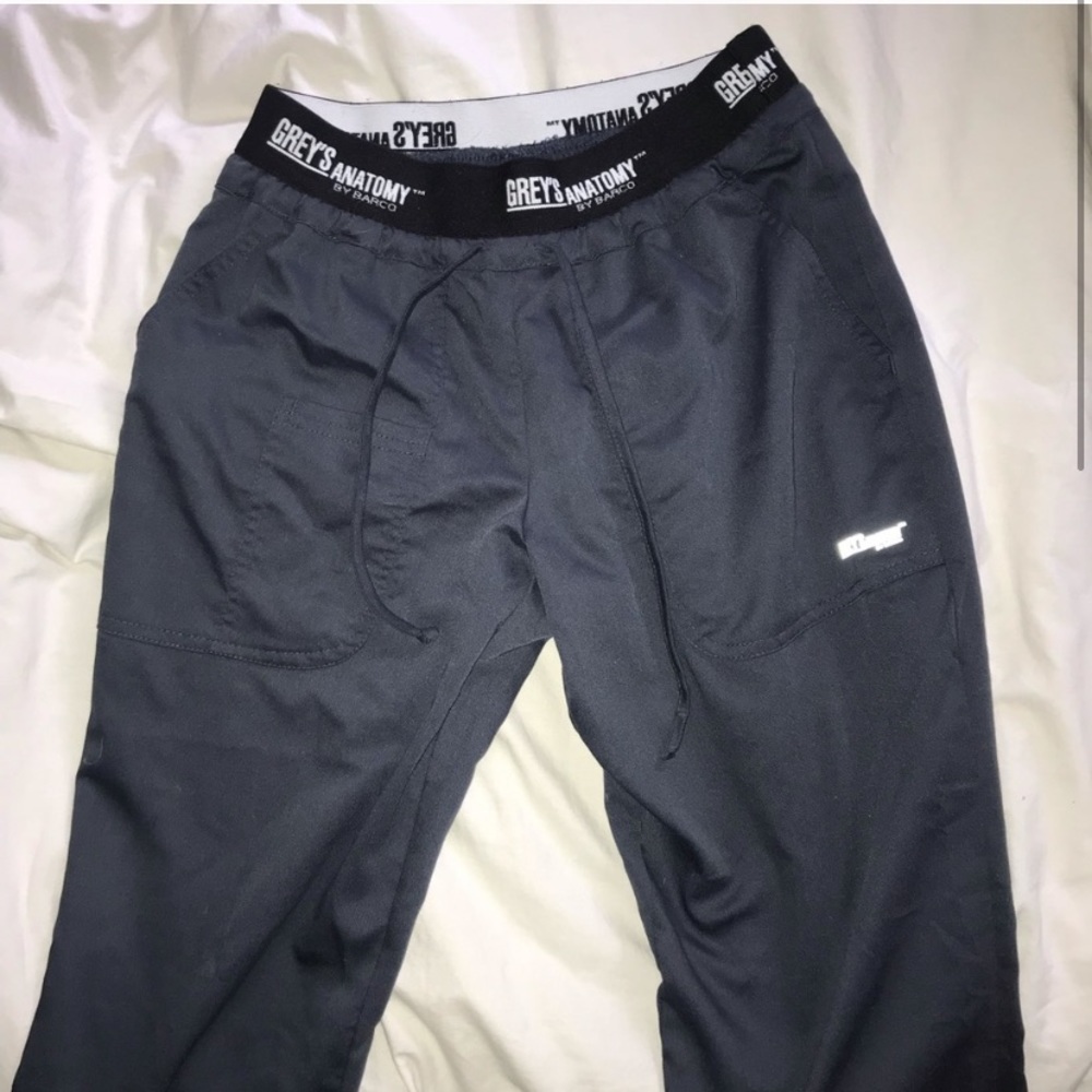 🌟Grey’s Anatomy Scrub Pants🌟